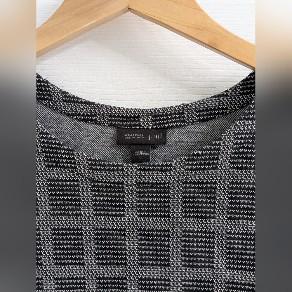 J. Jill Black and Gray Patterned 3/4 Sleeve Dress‎ Wearever Collection Large - Picture 3 of 5